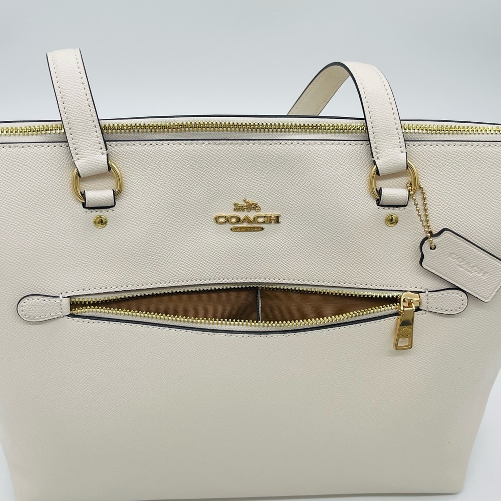 Coach Gallery Tote Bag - Picture 4 of 9